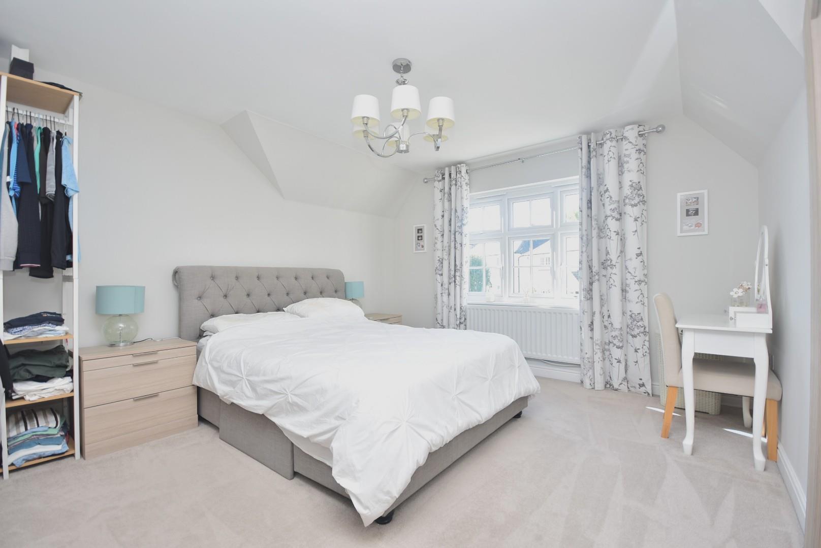 76 Burdons Close, Wenvoe, CF5 6FE